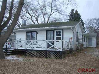 824 Water St SW, Sleepy Eye, MN 56085