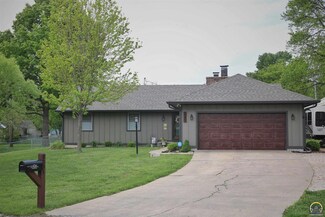 5231 NW Lincoln St, Topeka, KS 66618
