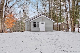 24 Beaver Lodge Rd, Altmar, NY 13302