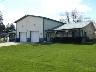 104 S East St, Dover, IL 61323