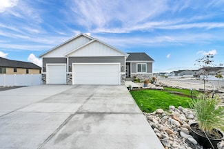 88 N Maraschino Ln, Grantsville, UT 84029