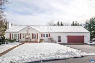 1513 Dennison Ave, Staunton, VA 24401