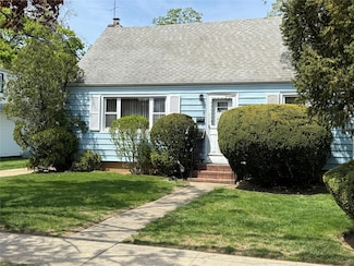 89 E Clinton Ave, Roosevelt, NY 11575
