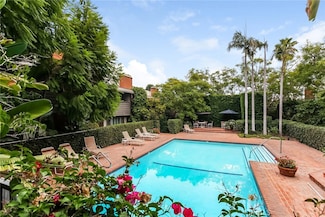 11767 W Sunset Blvd Unit 105, Los Angeles, CA 90049