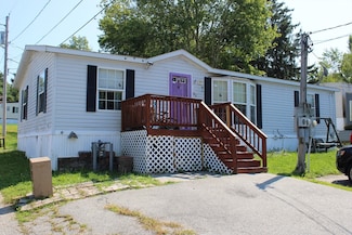36 Crestview St, Rockland, MA 02370
