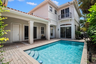 1580 Shoreline Way, Hollywood, FL 33019