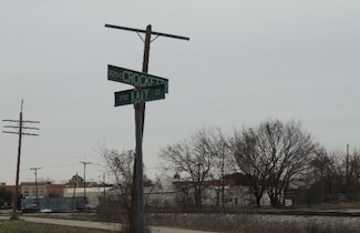 3209 Crockett St, Greenville, TX 75401