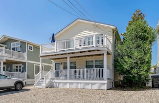 460 20th St Unit 2nd Floor, Avalon, NJ 08202