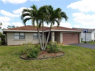 8280 NW 98th Ave, Tamarac, FL 33321