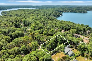 66 Highland St, Mashpee, MA 2649