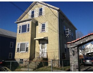 151 Mott St, Fall River, MA 02721