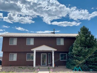 1700 Los Pinos Dr, Grants, NM 87020