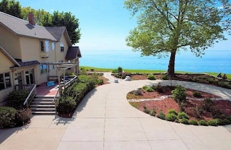 2409 Thandlewane Path, Saint Joseph, MI 49085