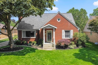 1841 Markwood Ln NW, Grand Rapids, MI 49504