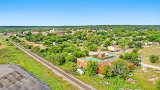 438 Melvin St, Ranger, TX 76470