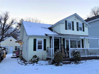 407 Miller St, Oriskany, NY 13424