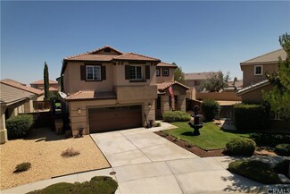 9351 Creosote Ave, Oak Hills, CA 92344