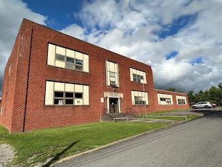 44 Patterson Ave, Oak Hill, WV 25901