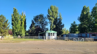 1121 Cedar St, Carlin, NV 89822