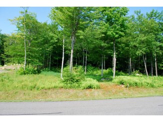 15 High Point Dr, Alton, NH 03810