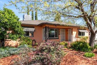 1825 Verda St, Redding, CA 96001