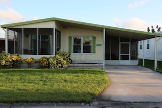 8775 20th St Unit 904, Vero Beach, FL 32966
