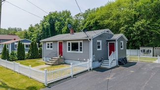101 Alpha St, North Dartmouth, MA 02747