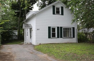527 Stonewood Ave, Rochester, NY 14616
