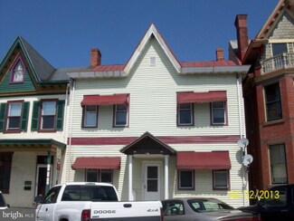 116 W Market St, Orwigsburg, PA 17961