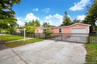 1332 NE 157th St, North Miami Beach, FL 33162