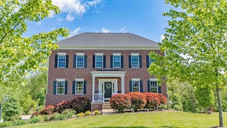 713 N Vista Ct, Morgantown, WV 26508