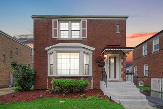 9137 S Albany Ave, Evergreen Park, IL 60805
