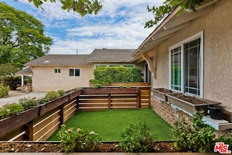 16616 Osborne St, Los Angeles, CA 91343