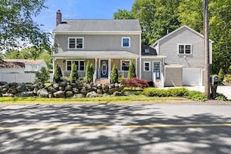141 Pond St, Holbrook, MA 02343