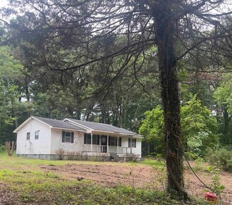 5095 Feathers Chapel Dr, Somerville, TN 38068