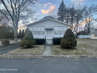 27 Elmhurst Ave, Colonie, NY 12205