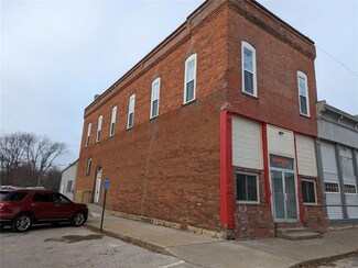 221 Main Apt A St, Garden City, MO 64747