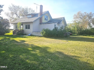 202 Jetson St, Grenora, ND 58845