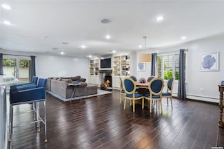 1328 Park St, Atlantic Beach, NY 11509