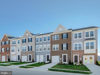23 Brookfield Mews, Ranson, WV 25438