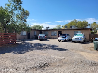 3028 E Presidio Rd, Tucson, AZ 85716