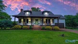 127 Willow Cove Dr, Scottsboro, AL 35769