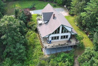 16 Pine Brae Ln, Rockport, ME 04856