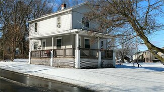 322 Mercer Ave, Farrell, PA 16121