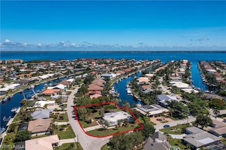 2490 Palm Tree Dr, Punta Gorda, FL 33950