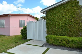 3221 SW 93rd Place Unit A, Miami, FL 33165