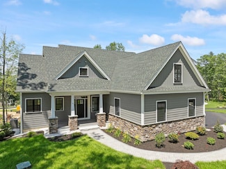 8 Deadreckoning Point, Laconia, NH 03246