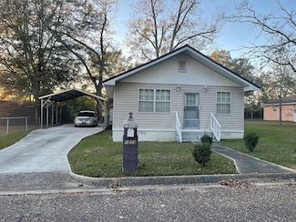 1023 Fir St, Dothan, AL 36303