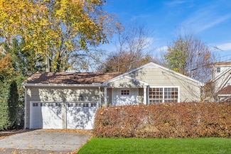 258 Booth St, Stratford, CT 06614