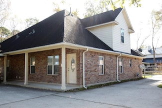 194 Davis St, Humble, TX 77338